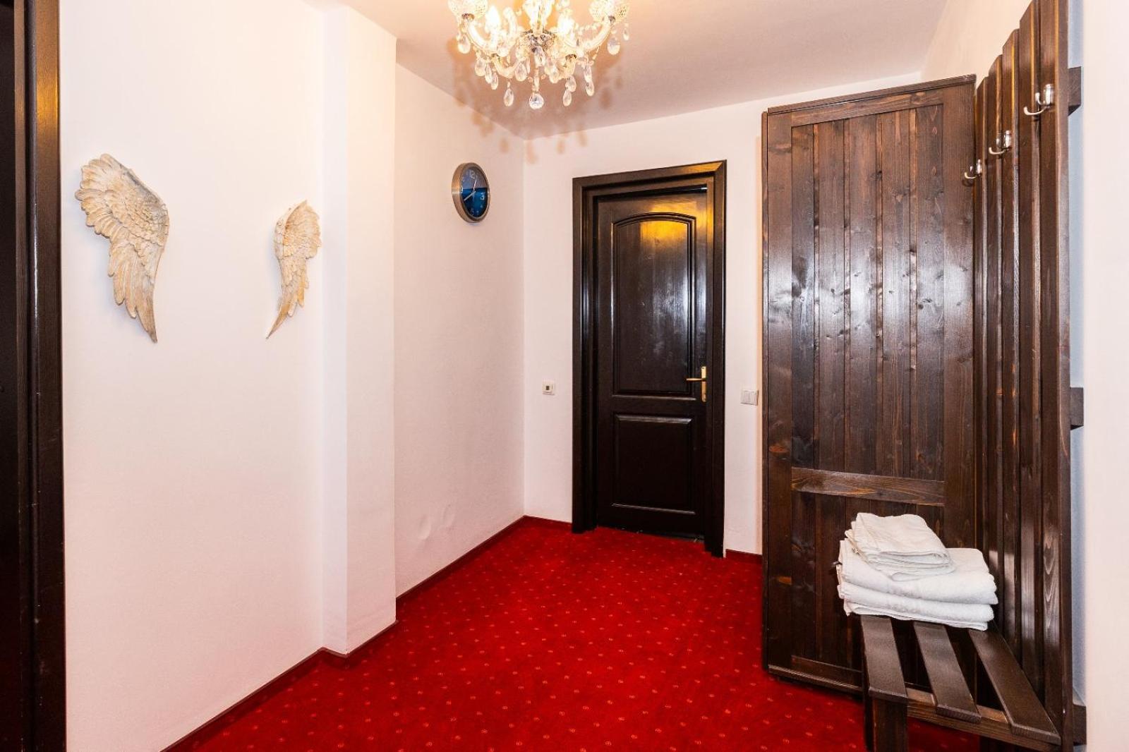 Vila Luca-Hotel Sirnea Luaran gambar