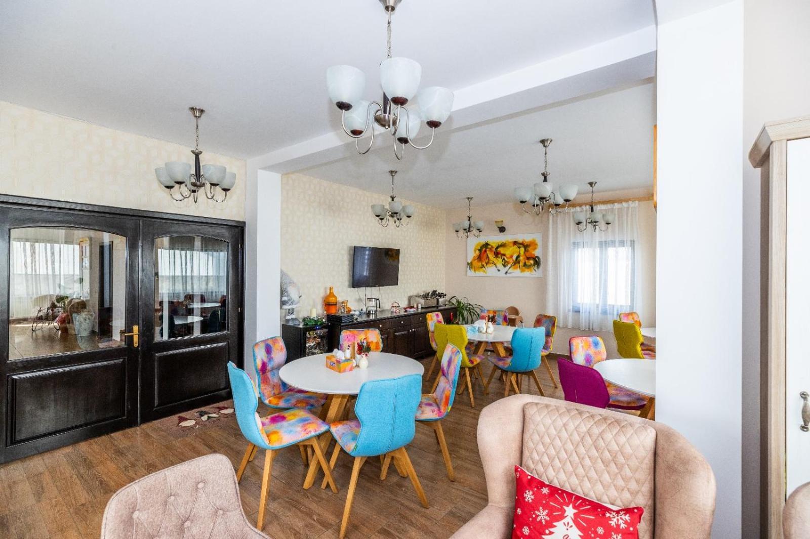 Vila Luca-Hotel Sirnea Luaran gambar