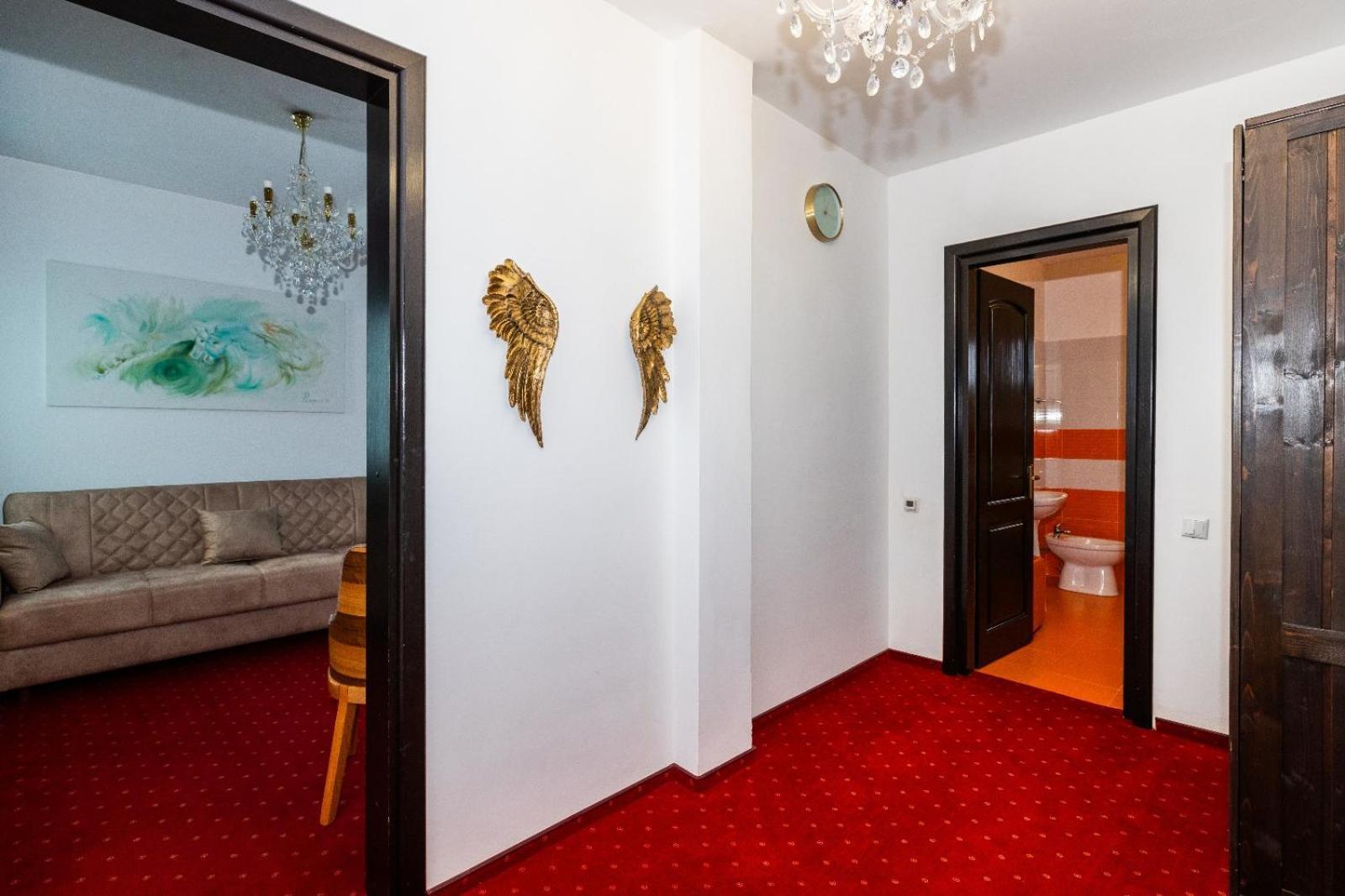Vila Luca-Hotel Sirnea Luaran gambar